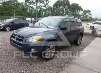 2011 Toyota RAV4 photo