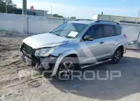 2011 Toyota RAV4 photo