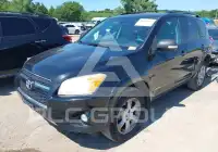 2011 Toyota RAV4 фото