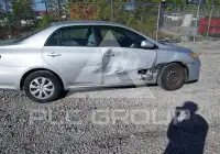 2011 Toyota COROLLA фото
