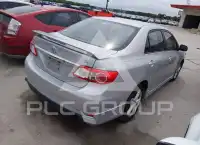 2011 Toyota COROLLA фото