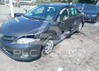 2011 Toyota COROLLA фото