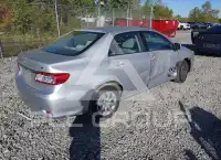 2011 Toyota COROLLA фото