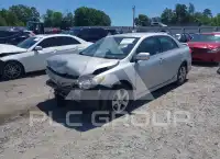 2011 Toyota COROLLA фото
