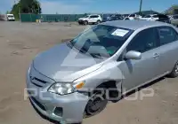 2011 Toyota COROLLA фото