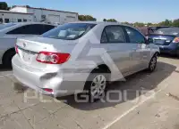 2011 Toyota COROLLA фото