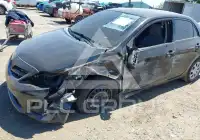 2011 Toyota COROLLA фото