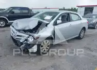 2011 Toyota COROLLA фото