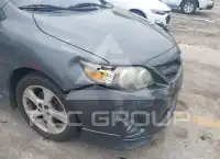 2011 Toyota COROLLA фото