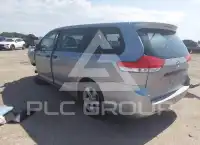 2011 Toyota SIENNA фото