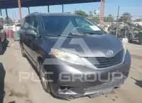 2011 Toyota SIENNA фото