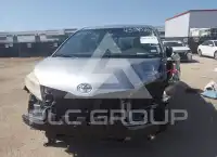2011 Toyota SIENNA фото