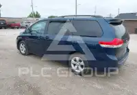 2011 Toyota SIENNA photo