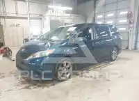 2011 Toyota SIENNA photo