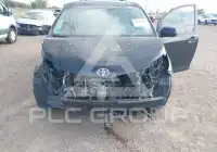 2011 Toyota SIENNA фото