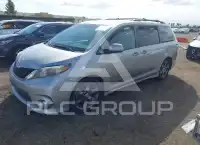 2011 Toyota SIENNA фото