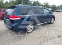 2011 Toyota SIENNA photo