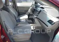2011 Toyota SIENNA фото