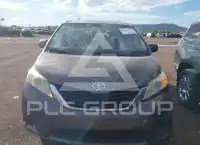 2011 Toyota SIENNA фото