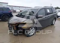 2011 Toyota SIENNA фото