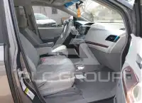 2011 Toyota SIENNA фото