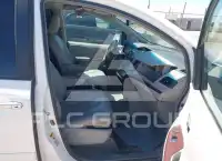 2011 Toyota SIENNA фото