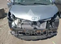 2011 Toyota SIENNA photo