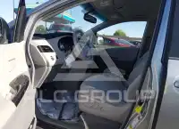 2011 Toyota SIENNA фото
