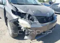 2011 Toyota SIENNA фото