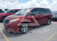 2011 Toyota SIENNA фото
