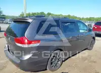2011 Toyota SIENNA фото
