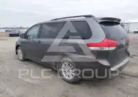 2011 Toyota SIENNA фото