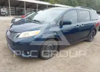 2011 Toyota SIENNA фото