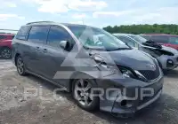 2011 Toyota SIENNA фото