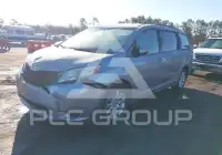 2011 Toyota SIENNA фото