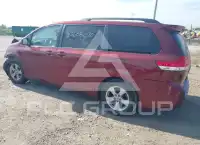 2011 Toyota SIENNA фото