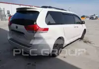2011 Toyota SIENNA фото