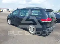 2011 Toyota SIENNA фото