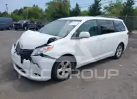 2011 Toyota SIENNA фото