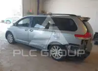 2011 Toyota SIENNA фото
