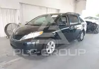 2011 Toyota SIENNA фото