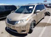 2011 Toyota SIENNA фото