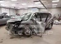 2011 Toyota SIENNA photo