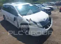 2011 Toyota SIENNA фото