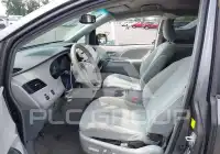 2011 Toyota SIENNA фото