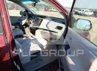2011 Toyota SIENNA фото