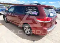 2011 Toyota SIENNA фото