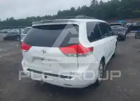 2011 Toyota SIENNA фото