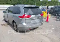 2011 Toyota SIENNA фото