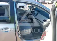 2011 Toyota SIENNA photo